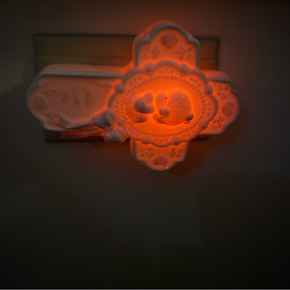 Vintage Enesco Precious Moments night lite Jesus Loves me figurine lot - Picture 10 of 13